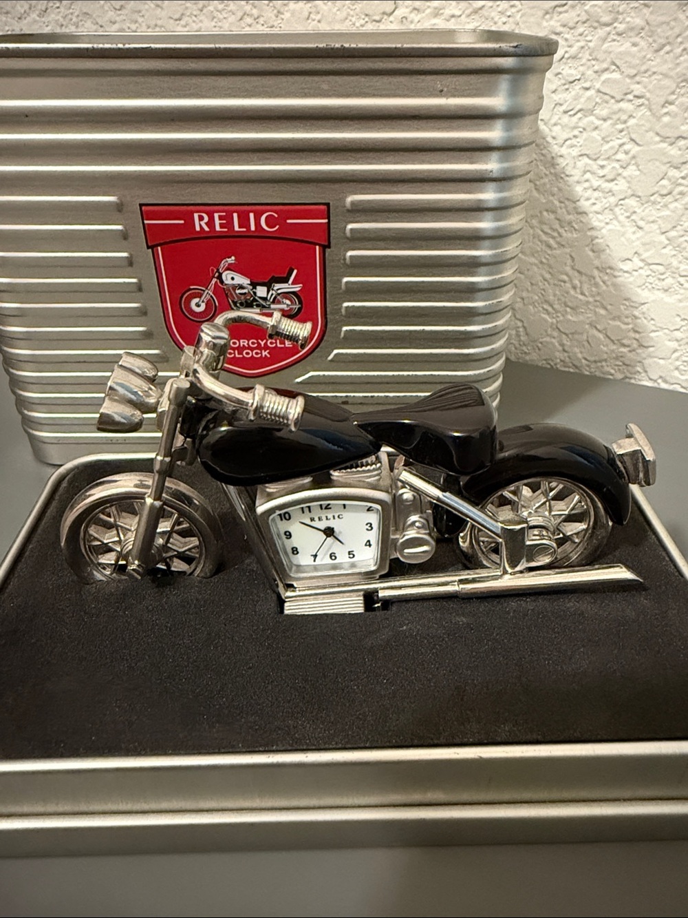 NWT Vintage-Inspired Relic Motorcycle Clock in padded metal signature case